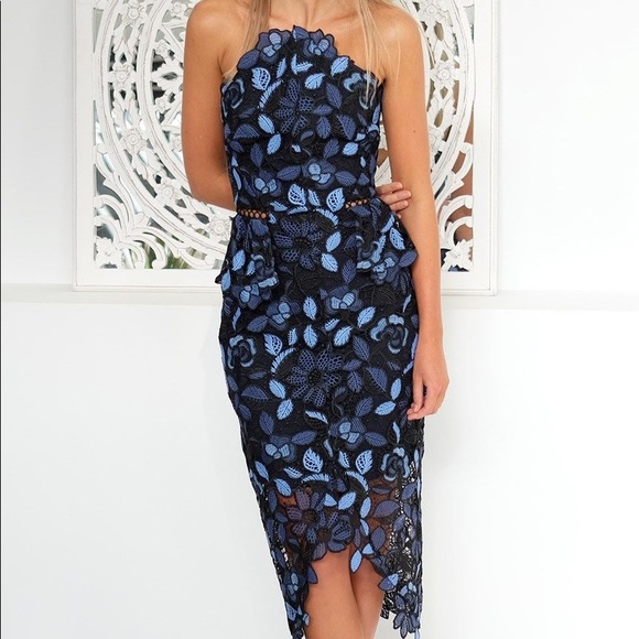 Elliatt Times Floral Strapless Dress Blue - Picture 8 of 10